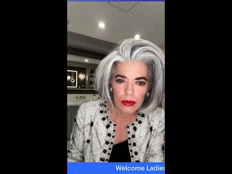 How to Build a Bold Signature Lip Look Step by Step