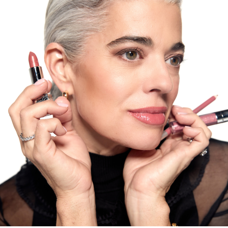 Essential Makeup Products for Beginners: A Guide to Nikol Beauty Must-Haves