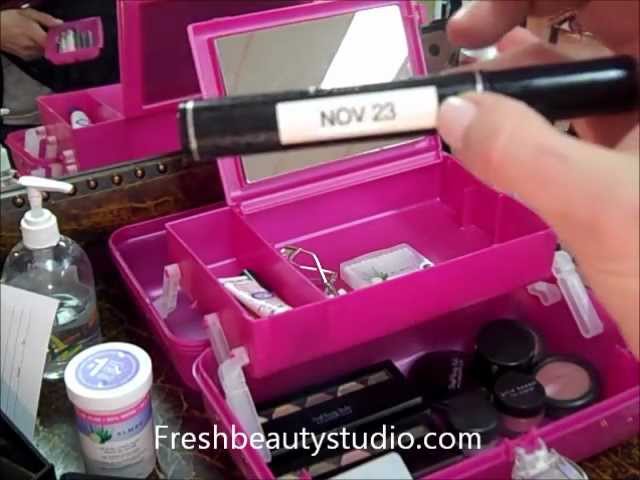 My 2012 Makeup Bag Makeover: From Chaos to Chic!