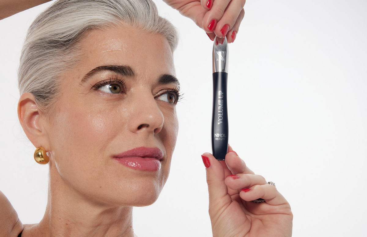 Stop Settling for Mascara That Misses Half Your Lashes